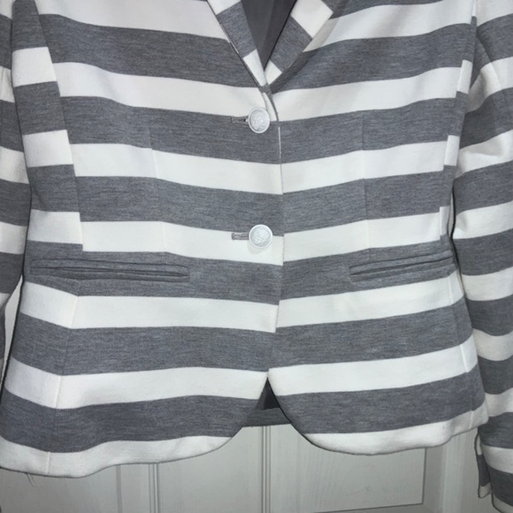 The Academy Blazer heather gray stripe Sz 2 decorative buttons double button - Picture 2 of 6